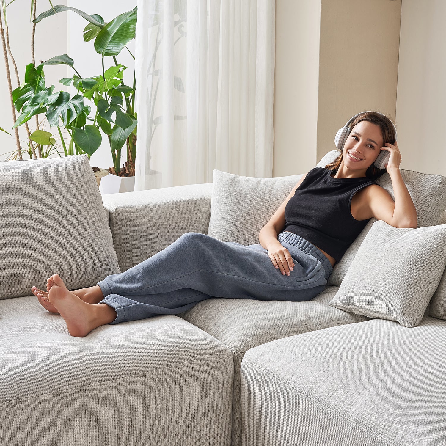 ספת ר פינתית עם משענות יד- הקולקציה החמישית